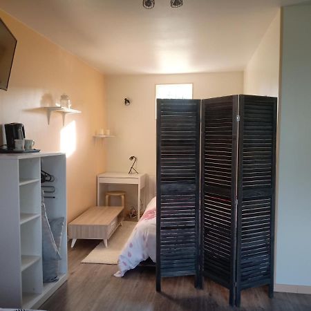 Chez Magali Bed & Breakfast Courtemaux Bagian luar foto