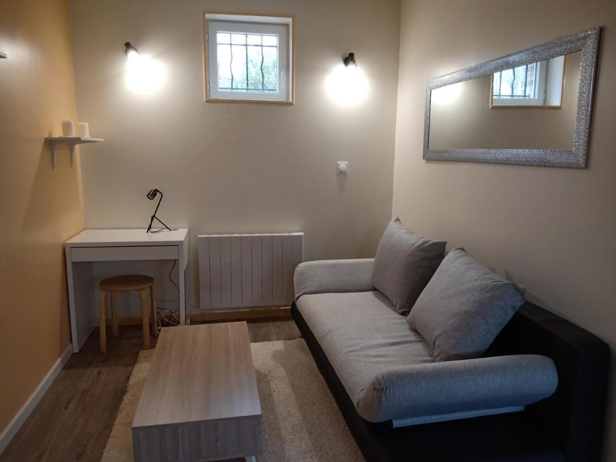 Chez Magali Bed & Breakfast Courtemaux Bagian luar foto